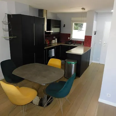 Апартаменты Maison Mitoyenne Превессен-Моэн